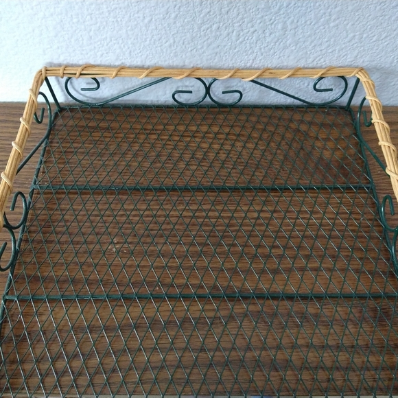 Wicker & Wire Tray and Tissue Box Set - Picture 4 of 9
